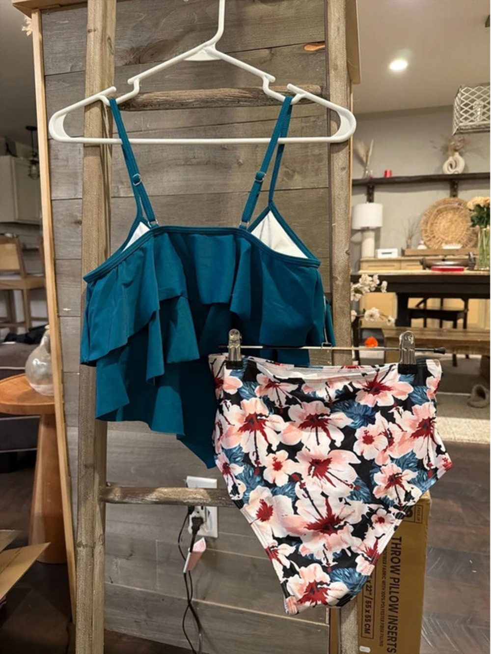 Tankini - Picture 3 of 3